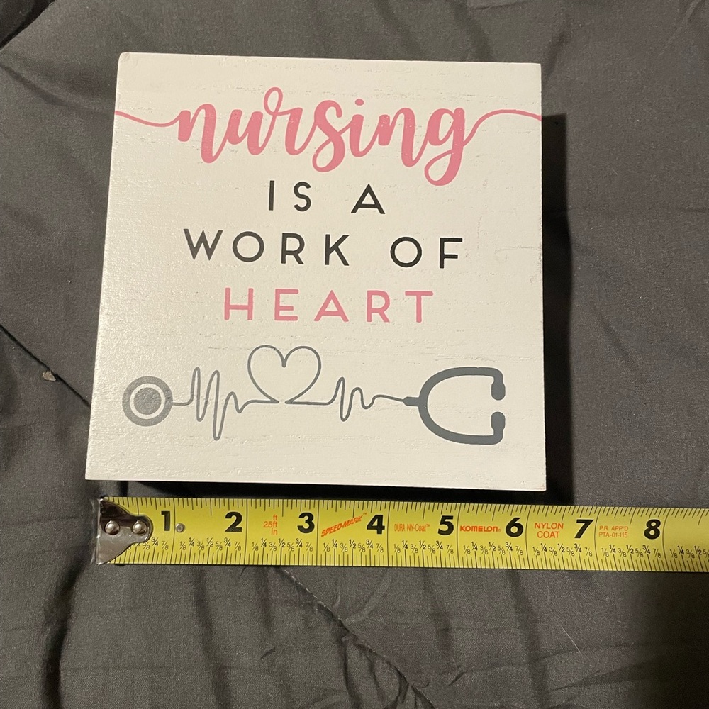 Nursing Sign - Picture 5 of 7